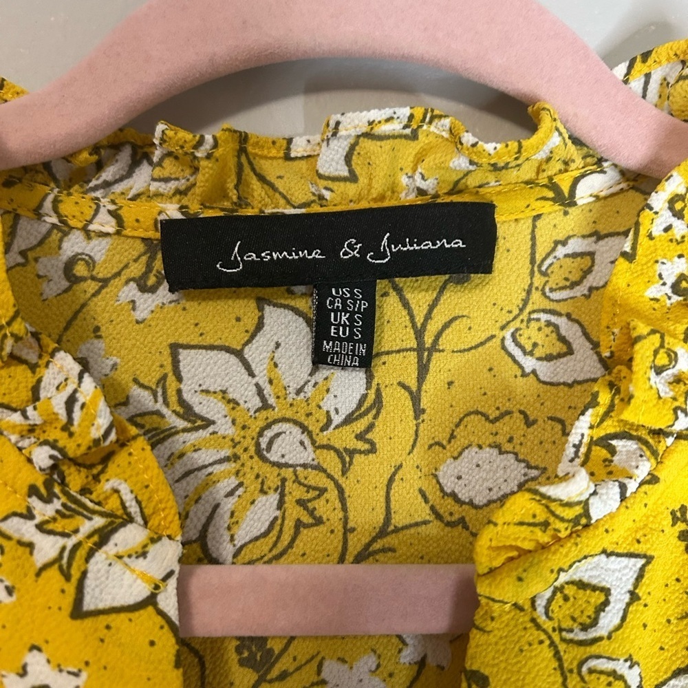 Women’s Jasmine & Juliana Floral Yellow Blouse, Size S - Picture 3 of 6